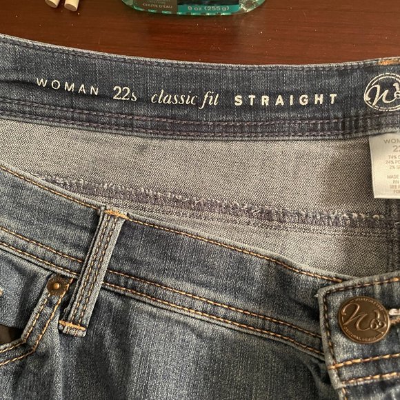 Women's W62 Westport Classic Fit Straight Denim Jeans - Picture 4 of 6